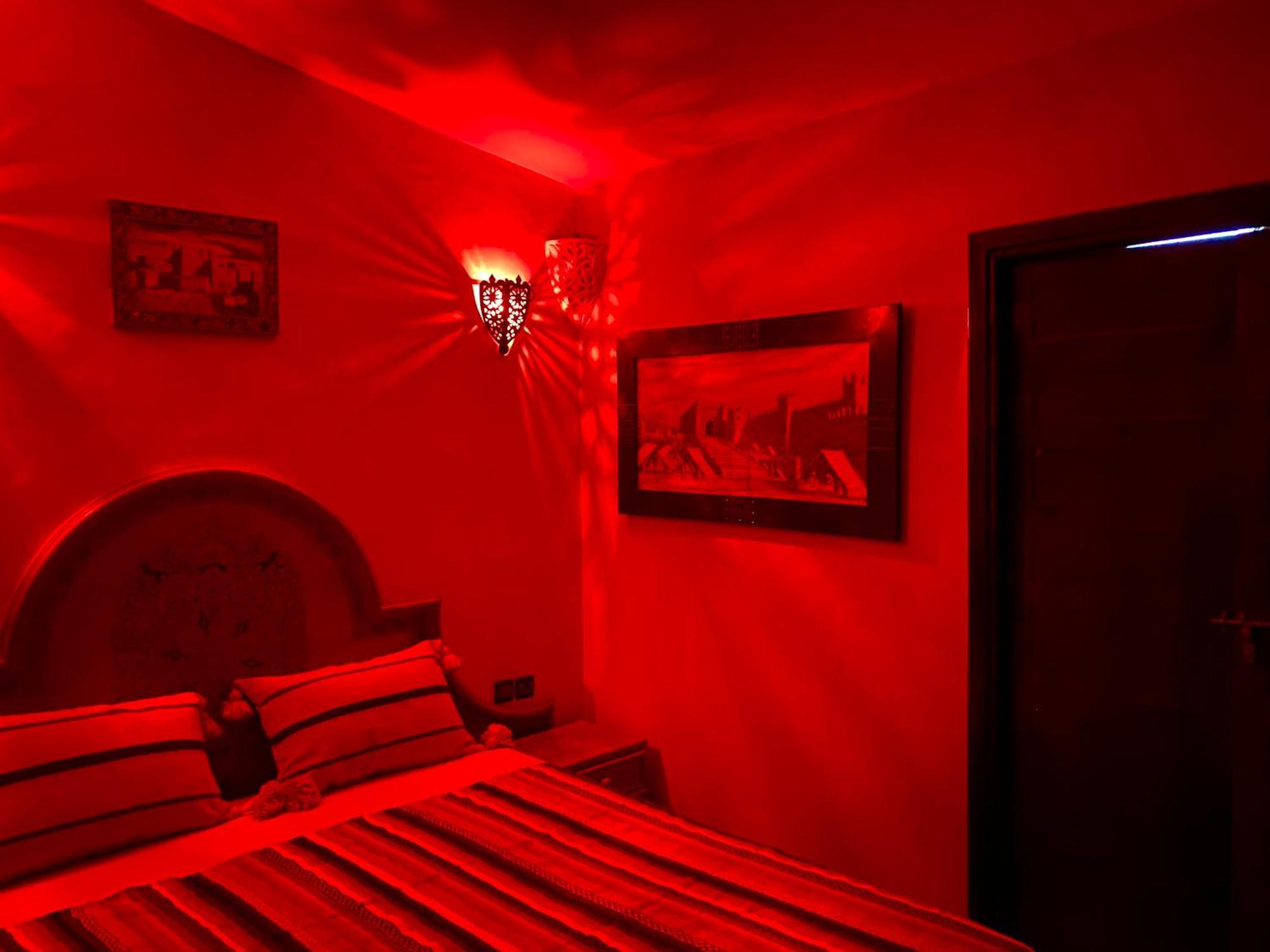 Riad Nezha Avec Jacuzzi Et 3 Piscines Au Coeur De Marakeş Dış mekan fotoğraf