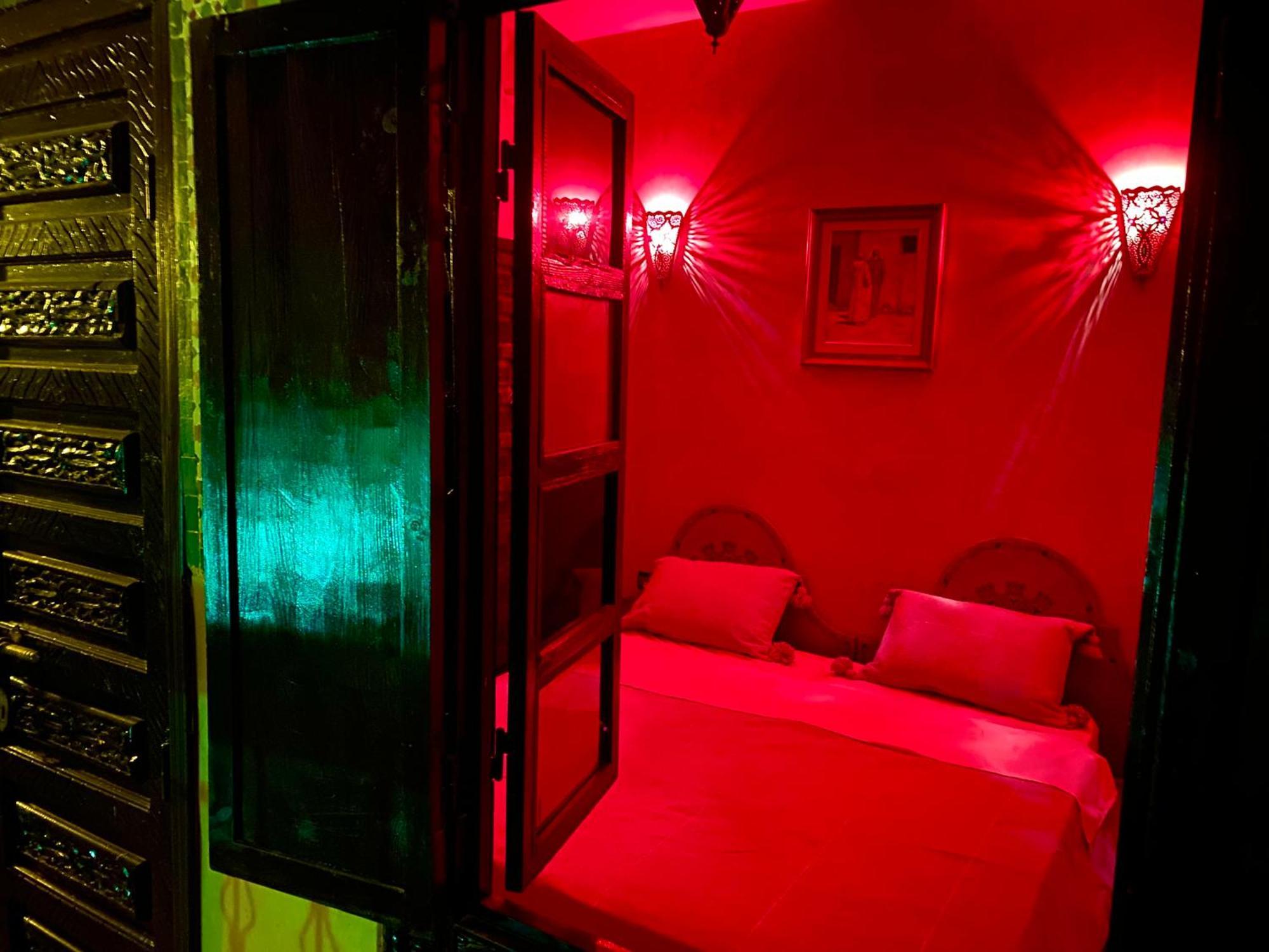 Riad Nezha Avec Jacuzzi Et 3 Piscines Au Coeur De Marakeş Dış mekan fotoğraf