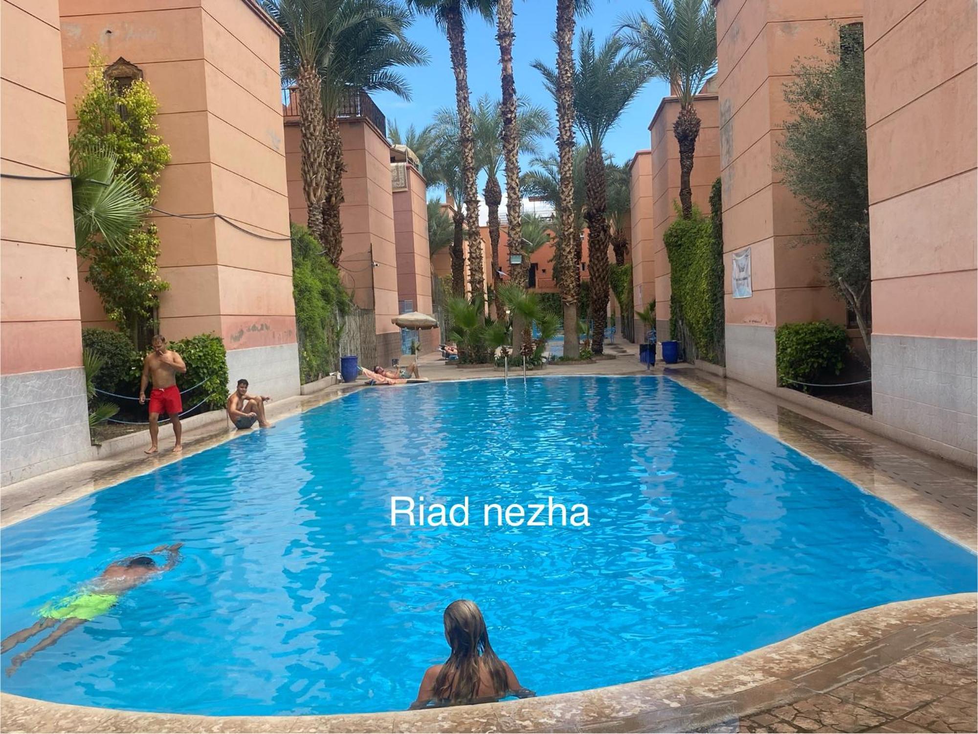 Riad Nezha Avec Jacuzzi Et 3 Piscines Au Coeur De Marakeş Dış mekan fotoğraf