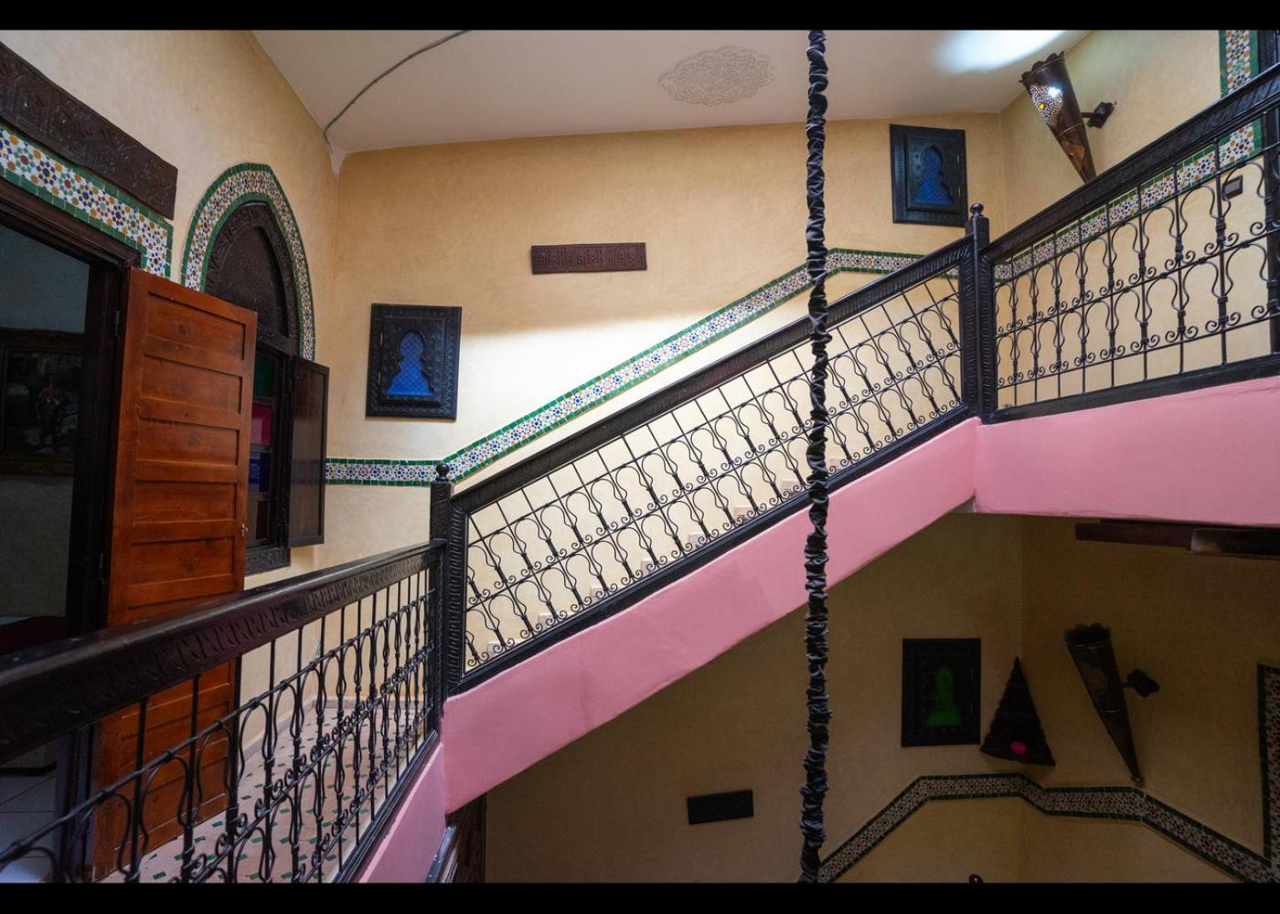 Riad Nezha Avec Jacuzzi Et 3 Piscines Au Coeur De Marakeş Dış mekan fotoğraf